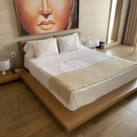 Motel Okura Villas Y Suites Гвадалахара Экстерьер фото
