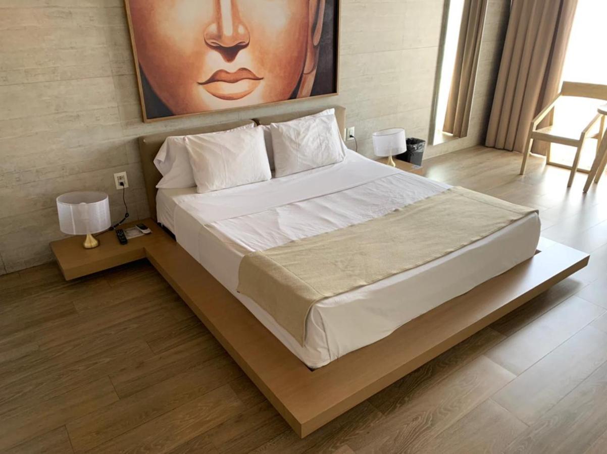 Motel Okura Villas Y Suites Гвадалахара Экстерьер фото