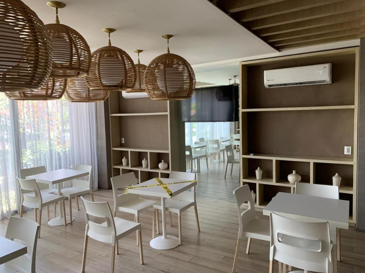 Motel Okura Villas Y Suites Гвадалахара Экстерьер фото