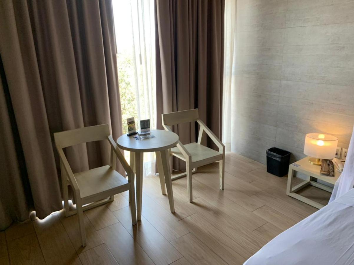 Motel Okura Villas Y Suites Гвадалахара Экстерьер фото